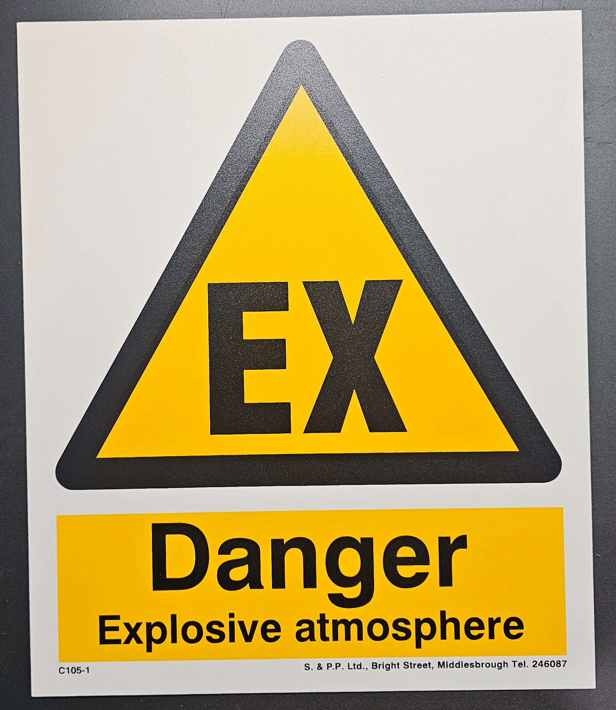 100. DANGER EXPLOSIVE ATMOSPHERE (PVC BOARD)