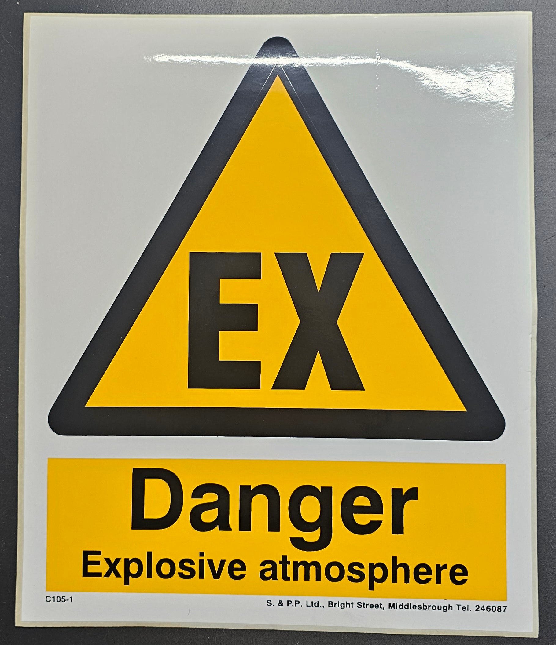 101. DANGER EXPLOSIVE ATMOSPHERE (STICKER)