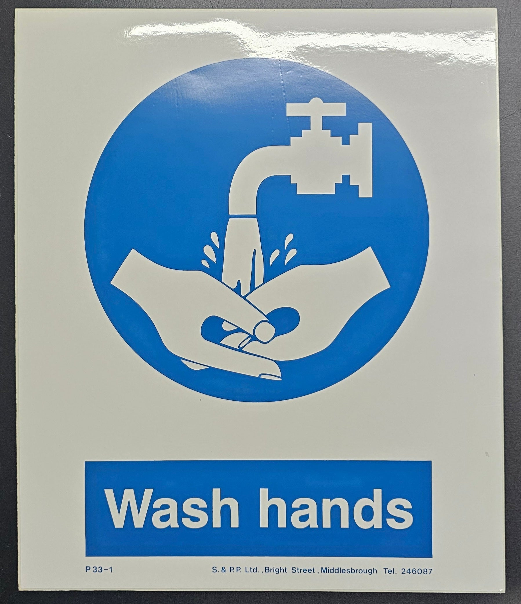 119. WASH HANDS (STICKER)