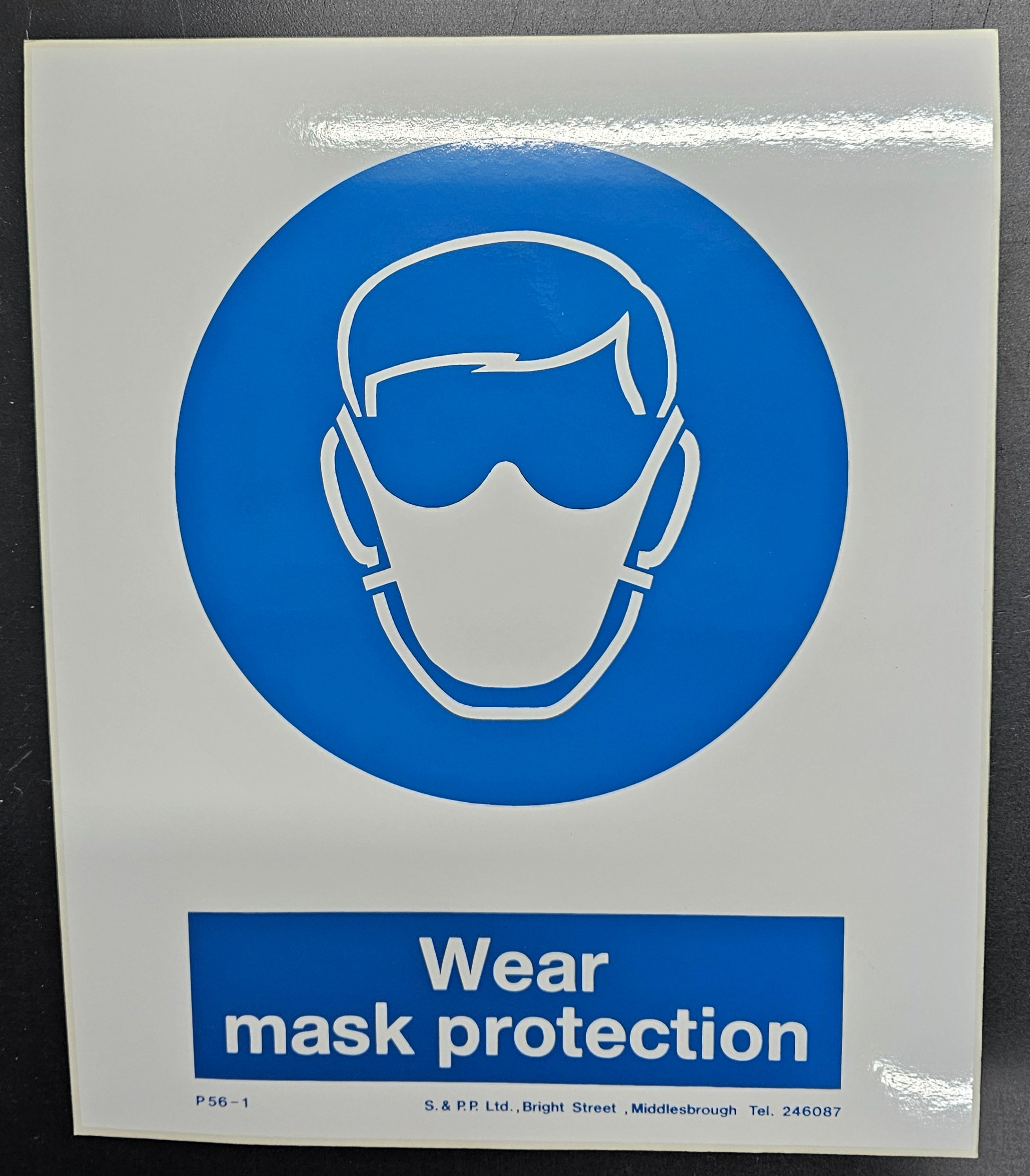 138. WEAR MASK PROTECTION (STICKER)