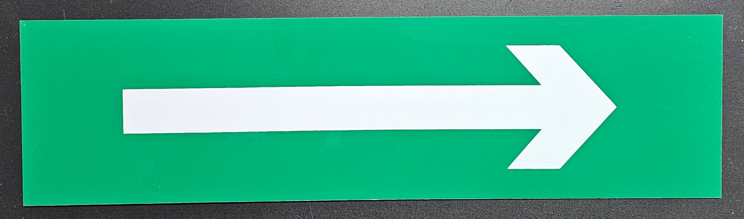 159. WAY ARROW (ACRYLIC)