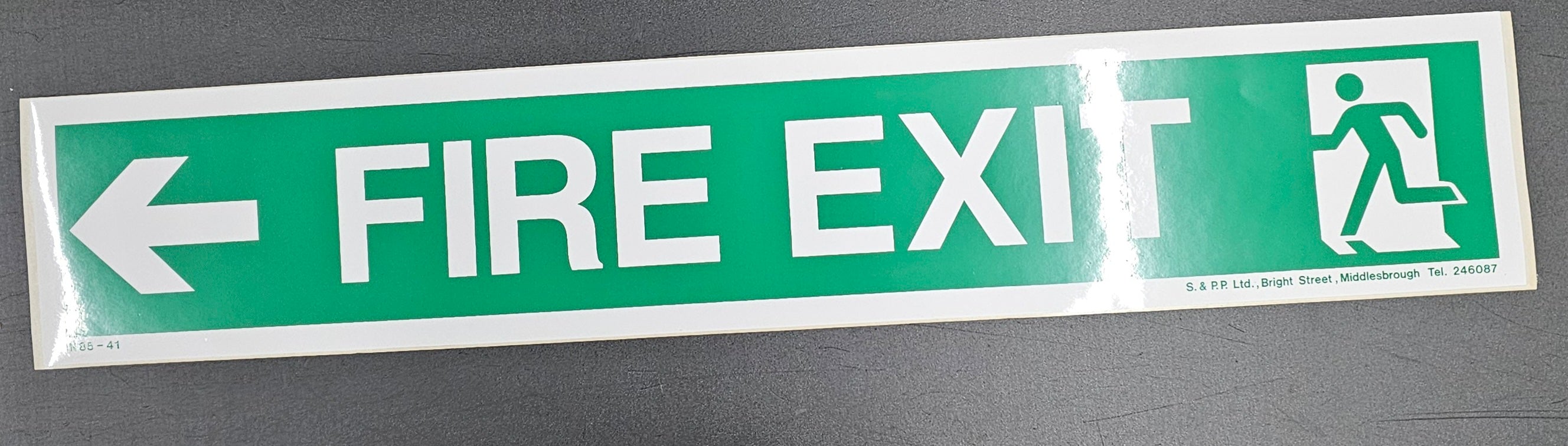 178. FIRE EXIT ( arrow left ) (STICKER)