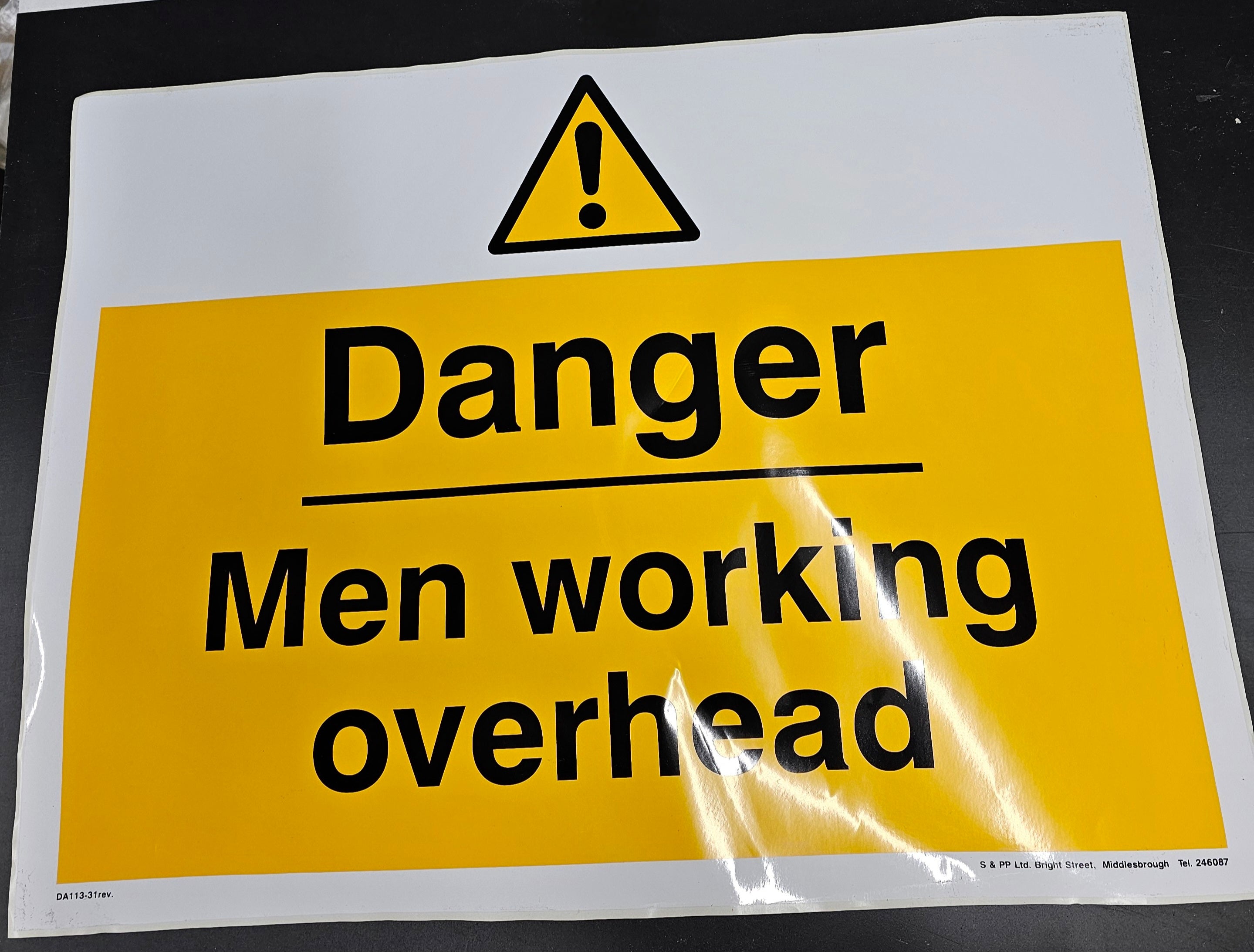 180. DANGER MEN WORKING OVERHEAD (STICKER)