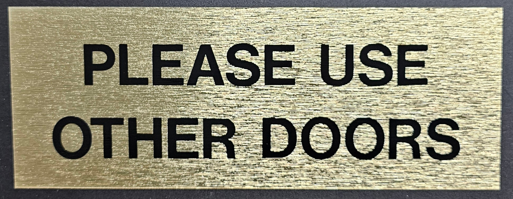 197. PLEASE USE OTHER DOOR (STICKER)
