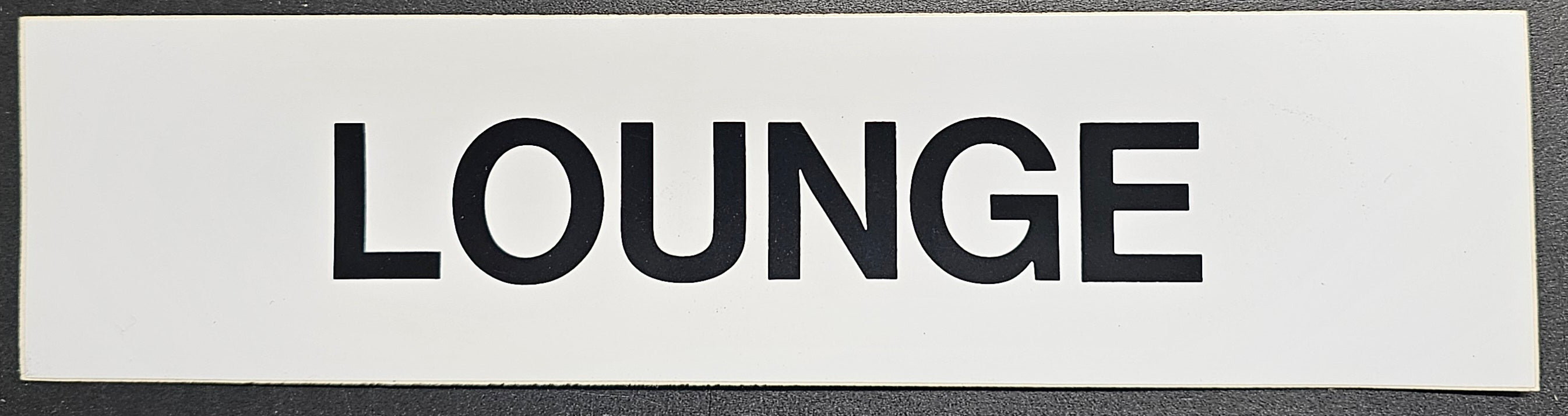 216. LOUNGE (STICKER)