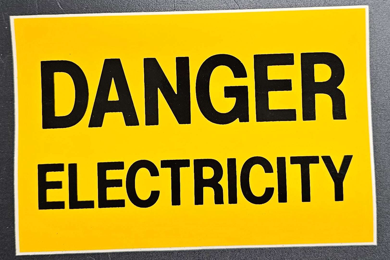 225. DANGER ELECTRICITY (STICKER)