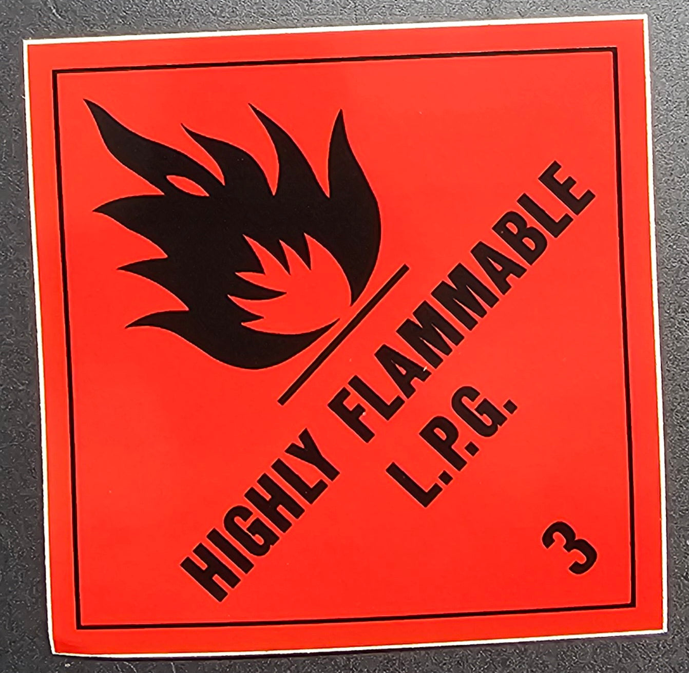 228. HIGHLY FLAMMABLE L.P.G (STICKER)